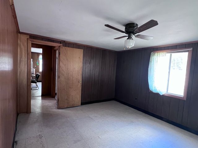 1 Spring Street, Hillsborough, NH 03244
