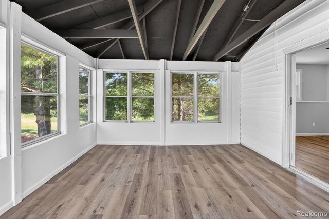 1215 N Oak Road, Davison, MI 48423