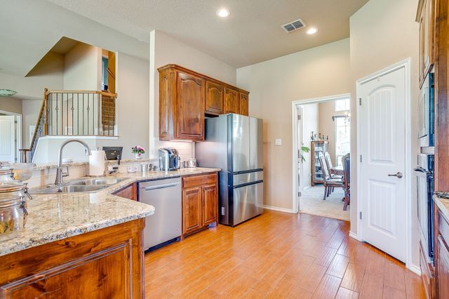 5400 Posada Drive, Fort Worth, TX 76036