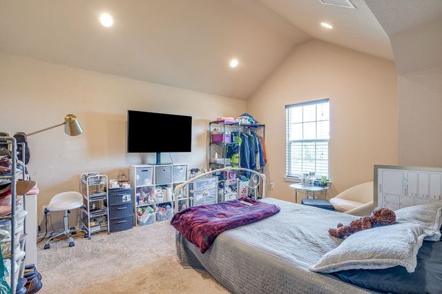 5400 Posada Drive, Fort Worth, TX 76036