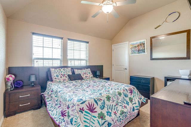 5400 Posada Drive, Fort Worth, TX 76036