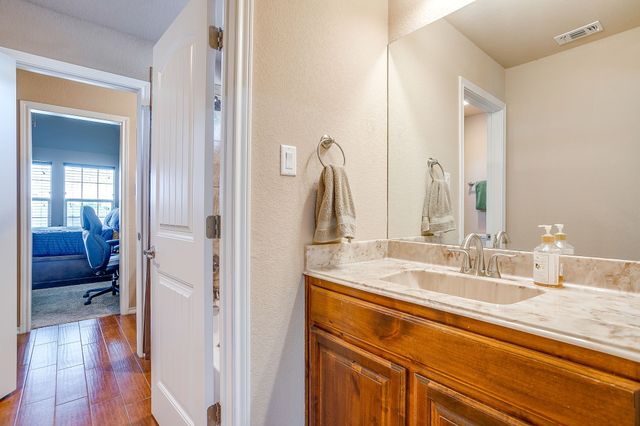 5400 Posada Drive, Fort Worth, TX 76036