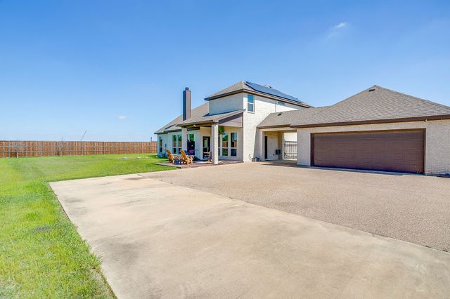 5400 Posada Drive, Fort Worth, TX 76036