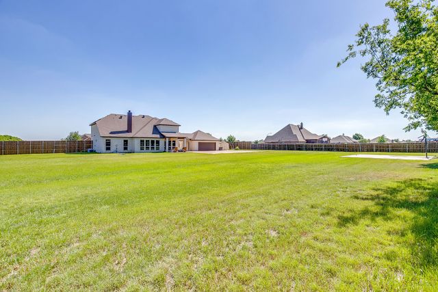 5400 Posada Drive, Fort Worth, TX 76036