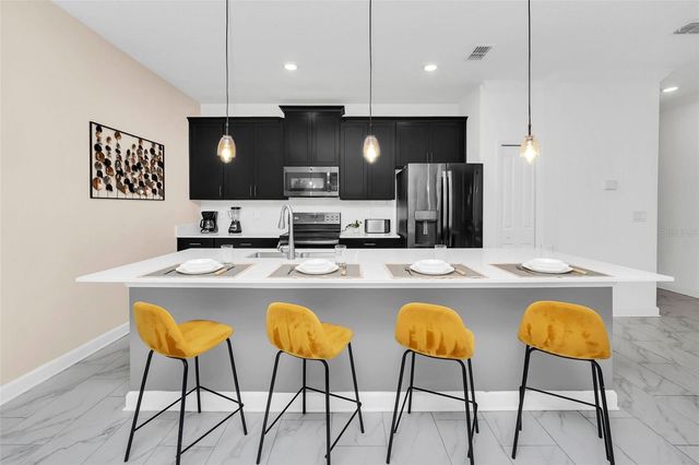 1000 LEADER STREET, Davenport, FL 33896