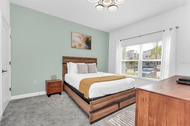 1000 LEADER STREET, Davenport, FL 33896