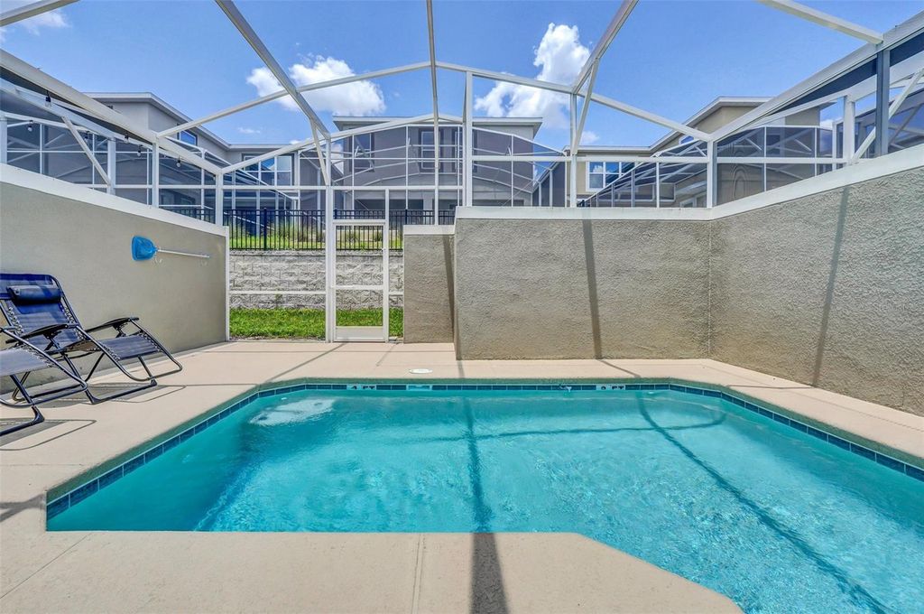 Image 7 of property listing at 1000 LEADER STREET, Davenport, FL 33896