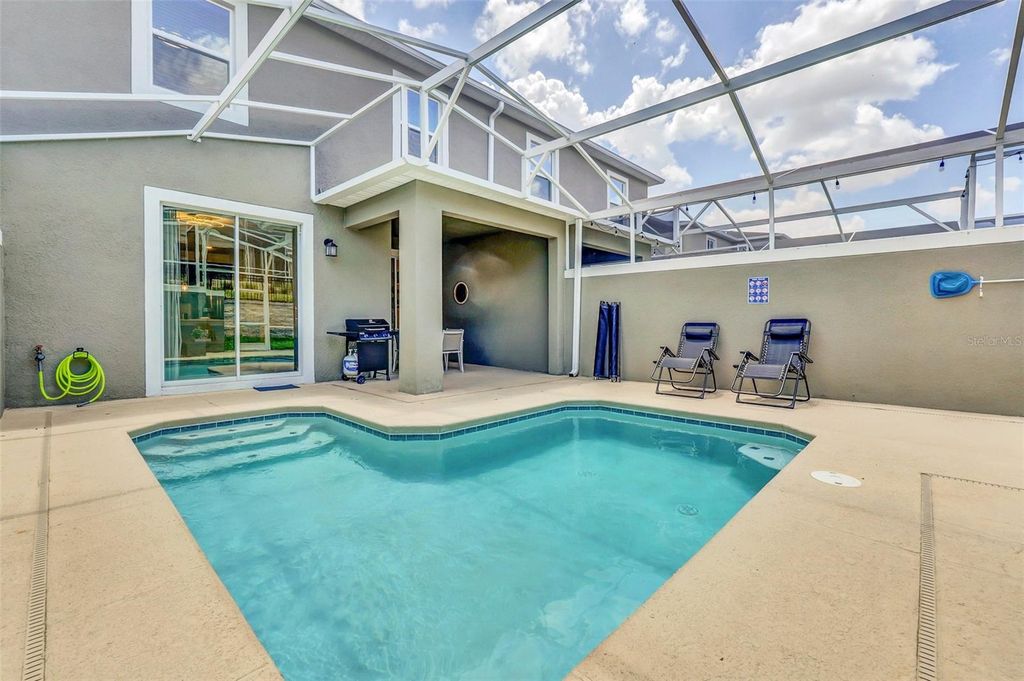 Image 8 of property listing at 1000 LEADER STREET, Davenport, FL 33896