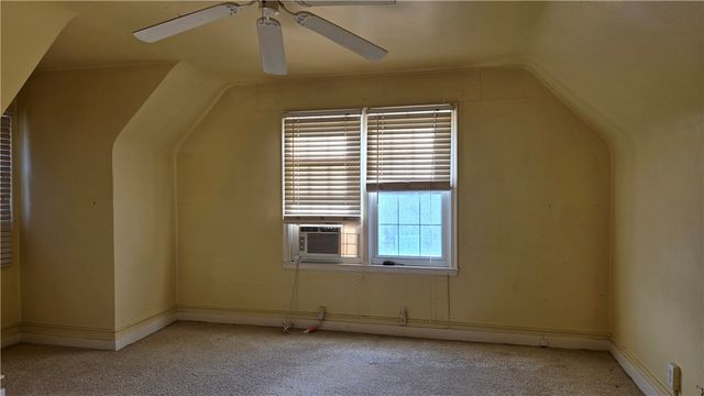 1217 Hillcrest Avenue, Monessen, PA 15062