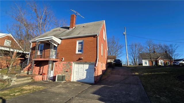 1217 Hillcrest Avenue, Monessen, PA 15062