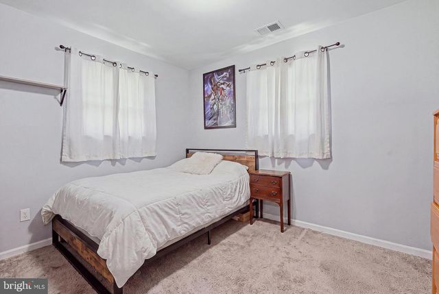 9301 LADYSMITH RD, Ruther Glen, VA 22546