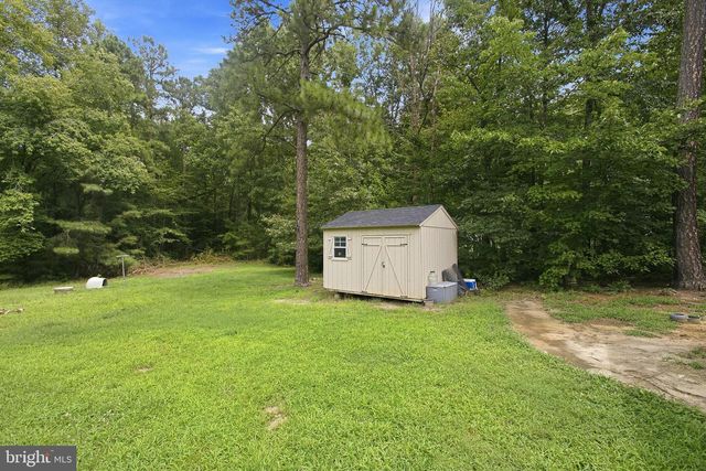 9301 LADYSMITH RD, Ruther Glen, VA 22546
