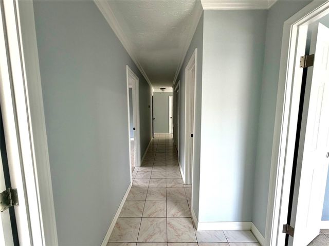 718 Blue Rock Court, Houston, TX 77060