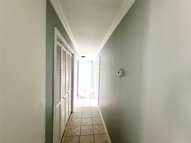 718 Blue Rock Court, Houston, TX 77060