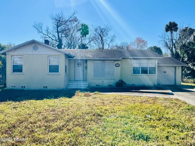 1051 W International Speedway Boulevard, Daytona Beach, FL 32114