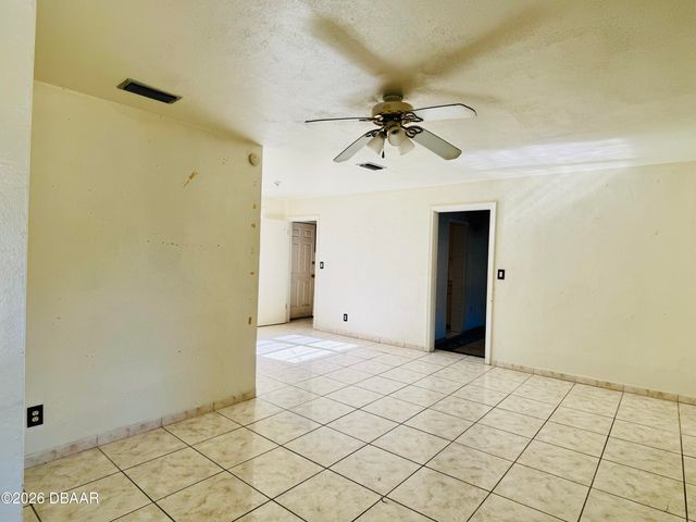 1051 W International Speedway Boulevard, Daytona Beach, FL 32114