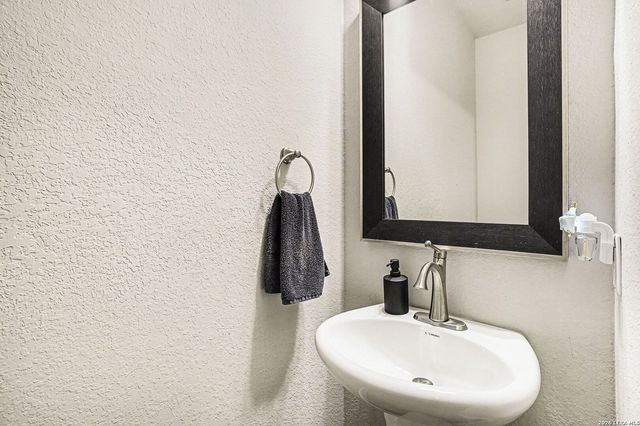 24937 Resort Pkwy, San Antonio, TX 78261