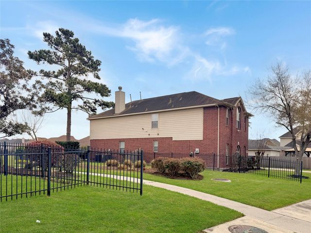 19414 Countryroad Drive, Spring, TX 77388