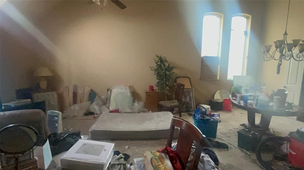 924 Preston Park Drive, Yukon, OK 73099
