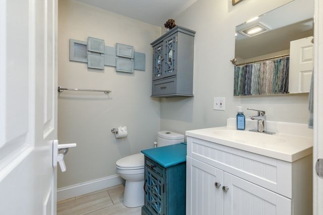 65 High St 1, Woburn, MA 01801