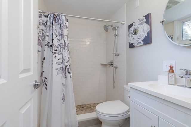 65 High St 1, Woburn, MA 01801
