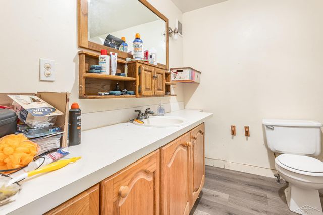 202 S Clark Street, Chesaning, MI 48616