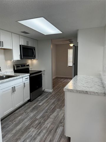 124 LOBLOLLY COURT F, Oldsmar, FL 34677