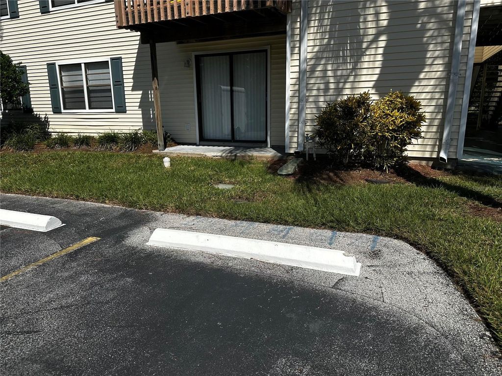 124 LOBLOLLY COURT F, Oldsmar, FL 34677