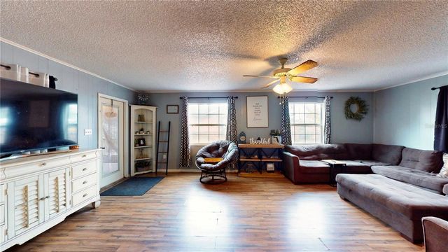 400 WILSON STREET NE, Fort Meade, FL 33841