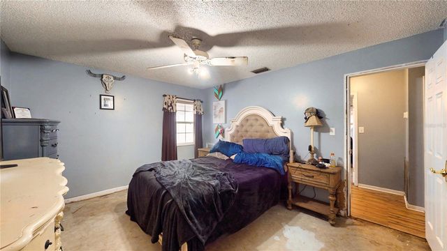 400 WILSON STREET NE, Fort Meade, FL 33841