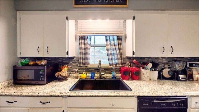 400 WILSON STREET NE, Fort Meade, FL 33841