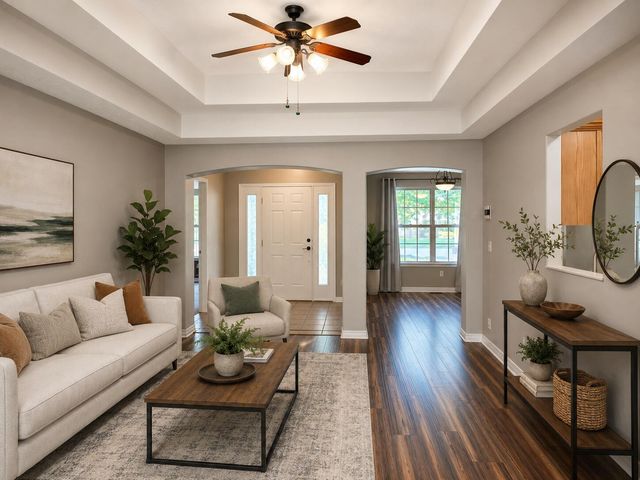 126 N Julie Drive, Republic, MO 65738