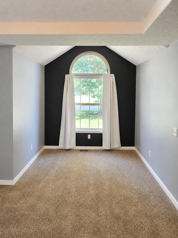126 N Julie Drive, Republic, MO 65738