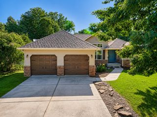 126 N Julie Drive, Republic, MO 65738