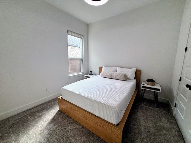 10210 Bison Drive, Iowa Colony, TX 77583