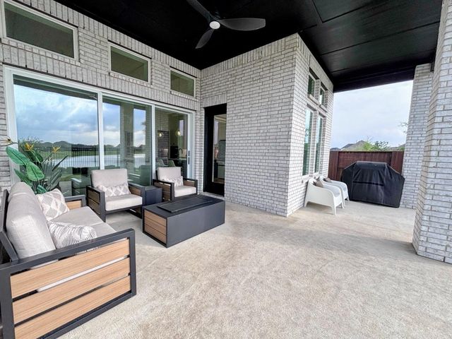 10210 Bison Drive, Iowa Colony, TX 77583