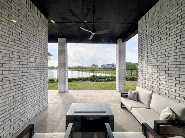 10210 Bison Drive, Iowa Colony, TX 77583