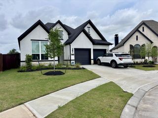 10210 Bison Drive, Iowa Colony, TX 77583