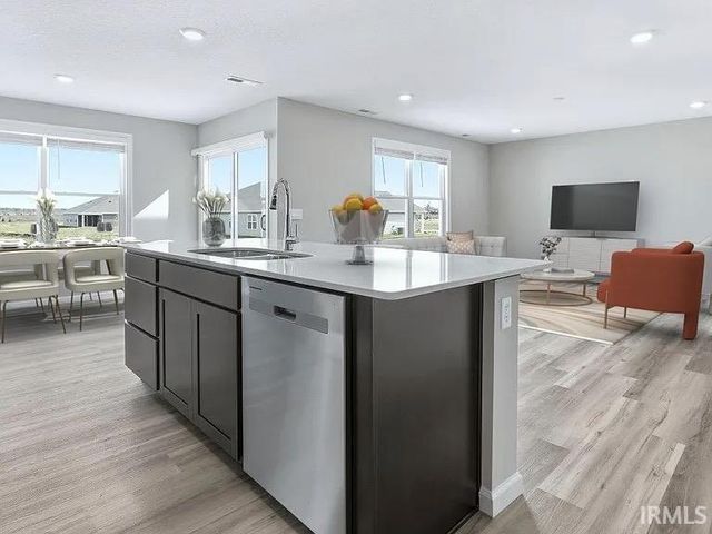 1421 Greencastle Drive, Warsaw, IN 46582