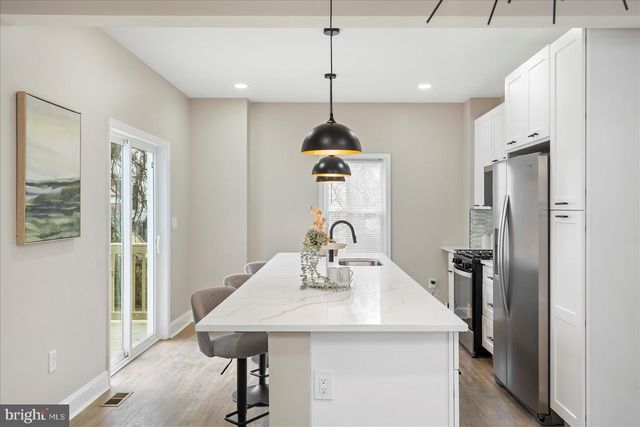 3925 NORFOLK AVE, Baltimore, MD 21216