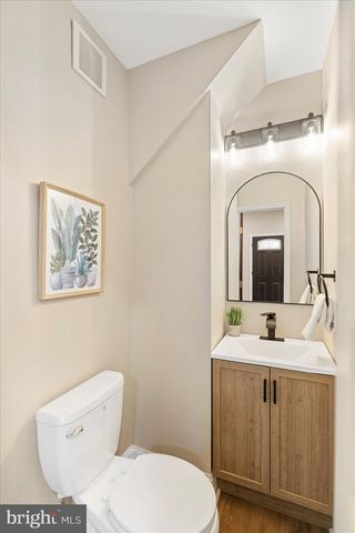 3925 NORFOLK AVE, Baltimore, MD 21216