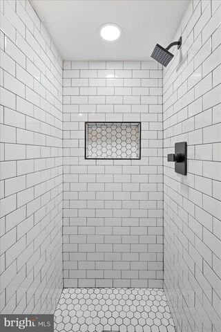 3925 NORFOLK AVE, Baltimore, MD 21216