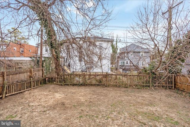 3925 NORFOLK AVE, Baltimore, MD 21216