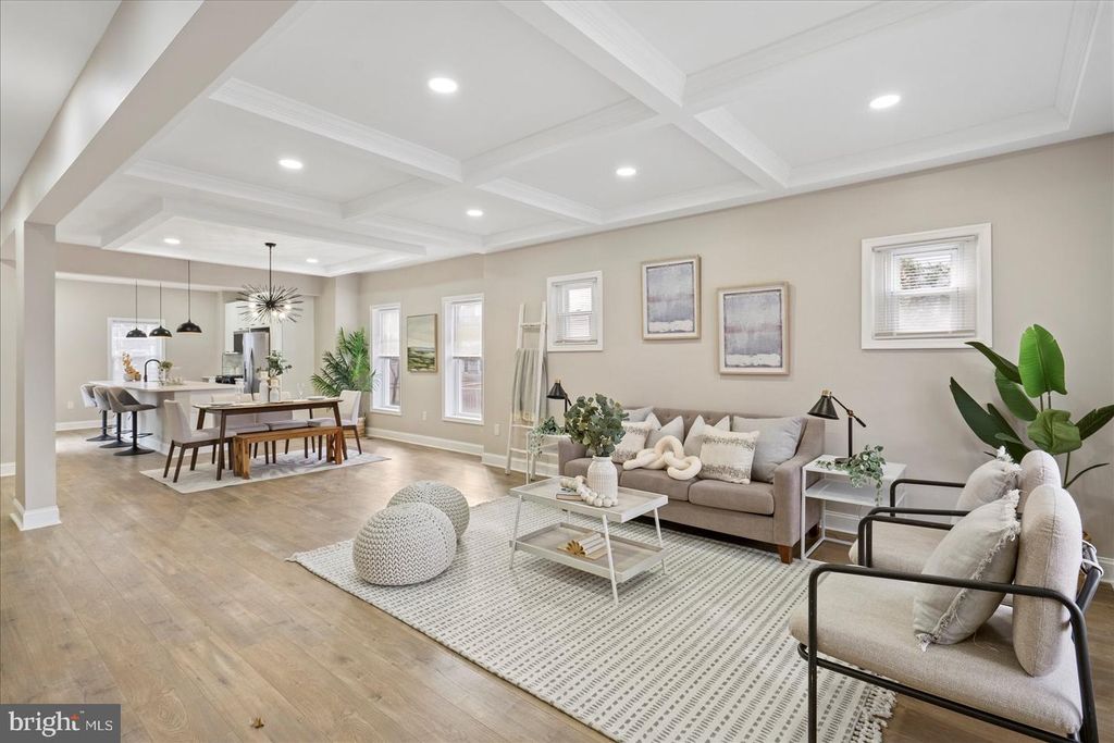 3925 NORFOLK AVE, Baltimore, MD 21216