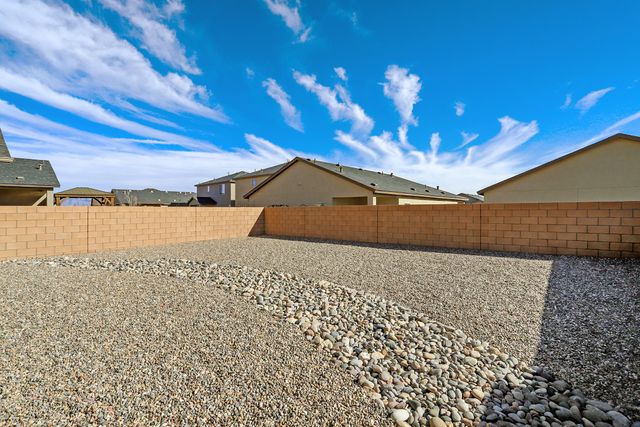 166 Spectrum Avenue SW, Rio Rancho, NM 87124