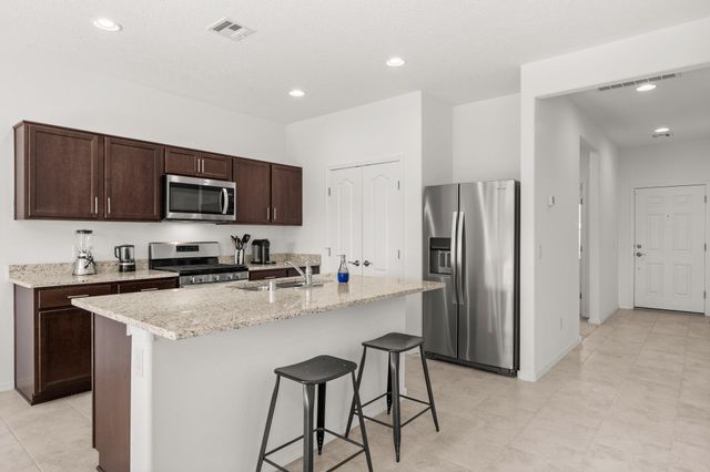 166 Spectrum Avenue SW, Rio Rancho, NM 87124