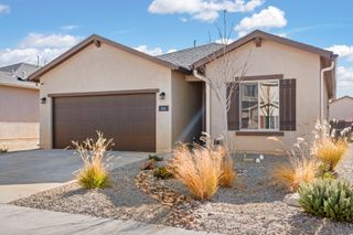 166 Spectrum Avenue SW, Rio Rancho, NM 87124