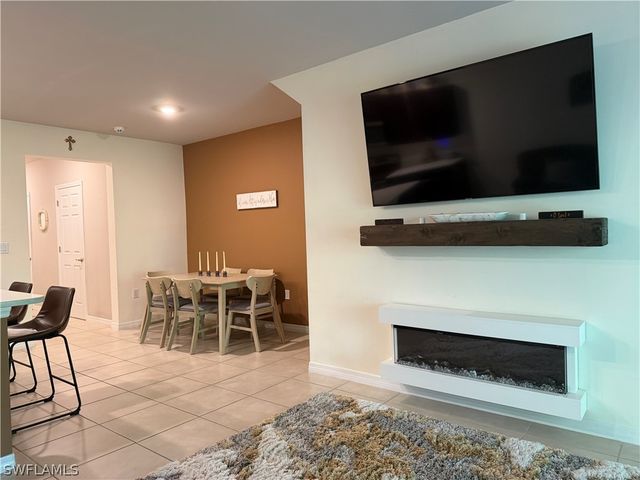 15477 Wildflower CIR, Naples, FL 34119