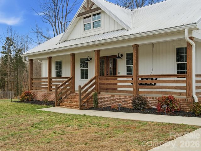 715 Miles Road, Dallas, NC 28034