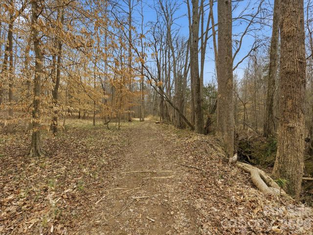 715 Miles Road, Dallas, NC 28034